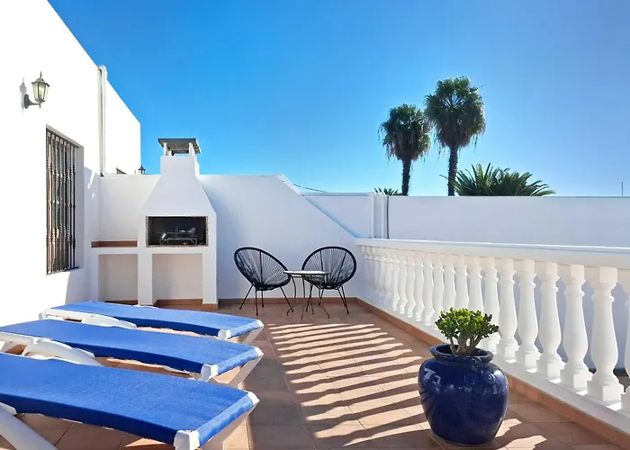 With Private Pools - Just 7 Min Walk From Beach, Bars & Dining 빌라 *